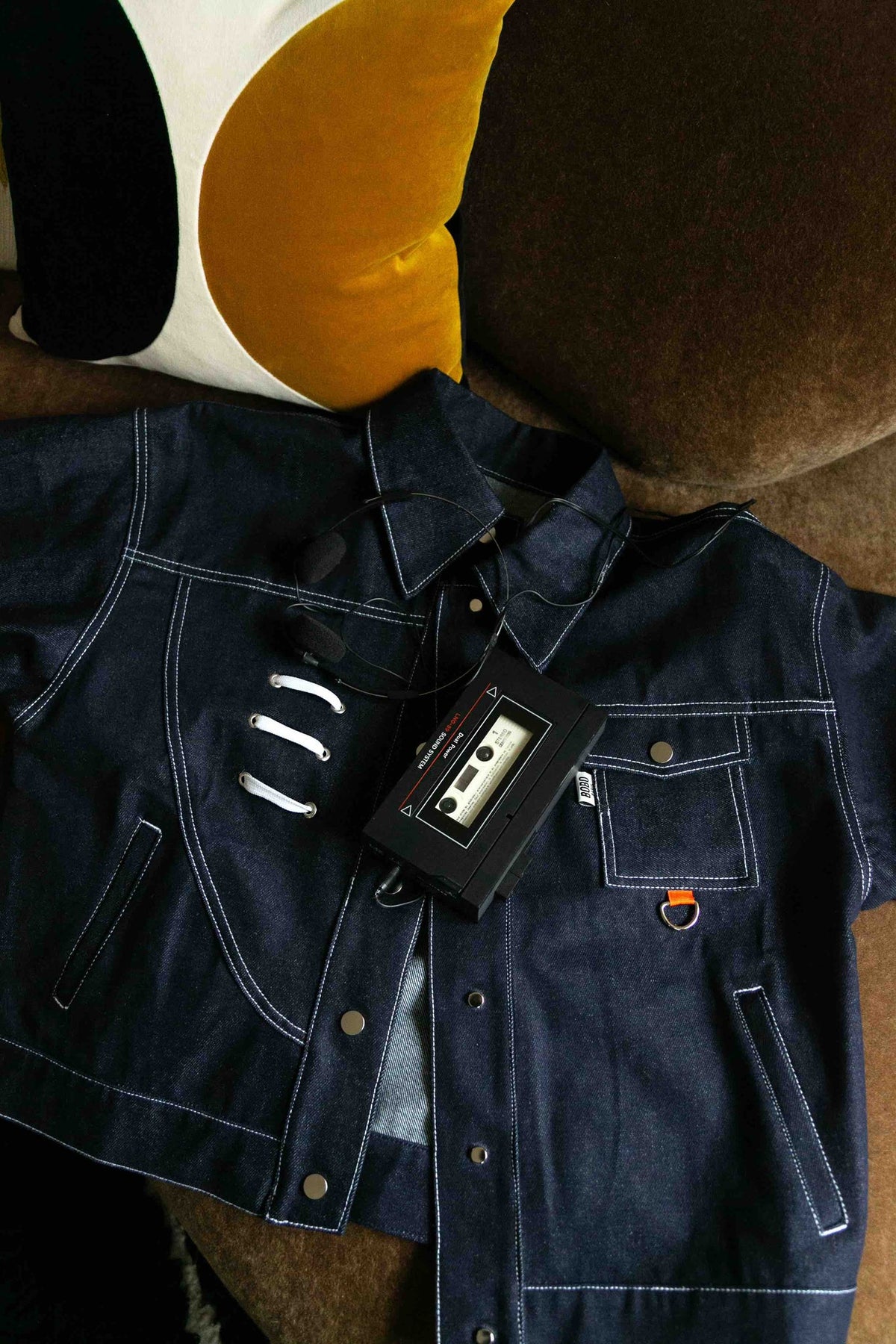 Veste en jean Nora, look complet avec accessoires, confectionnée en denim 100 % coton, esprit vintage workwear
